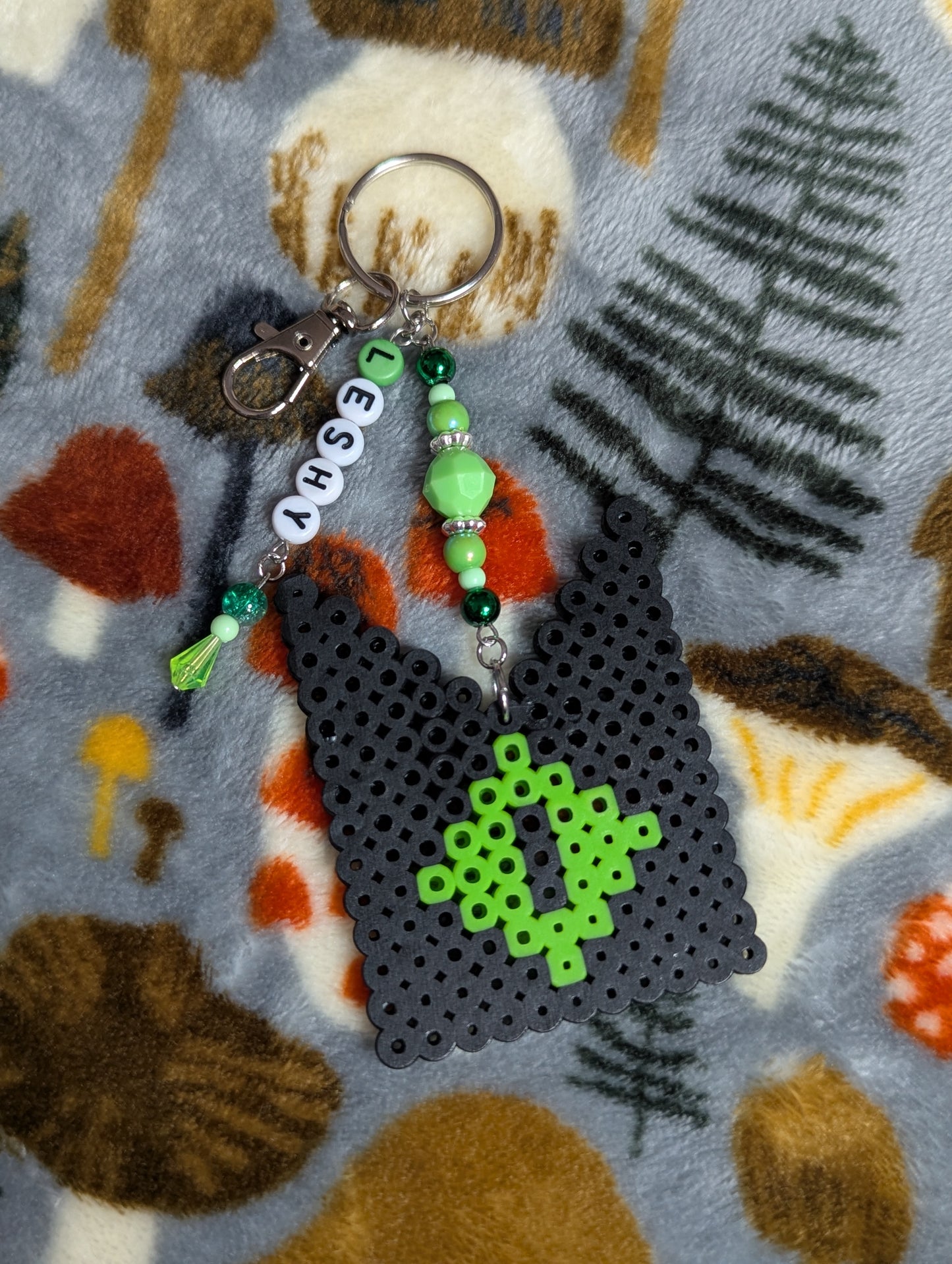 Cult of the Lamb Crown Perler Keychains