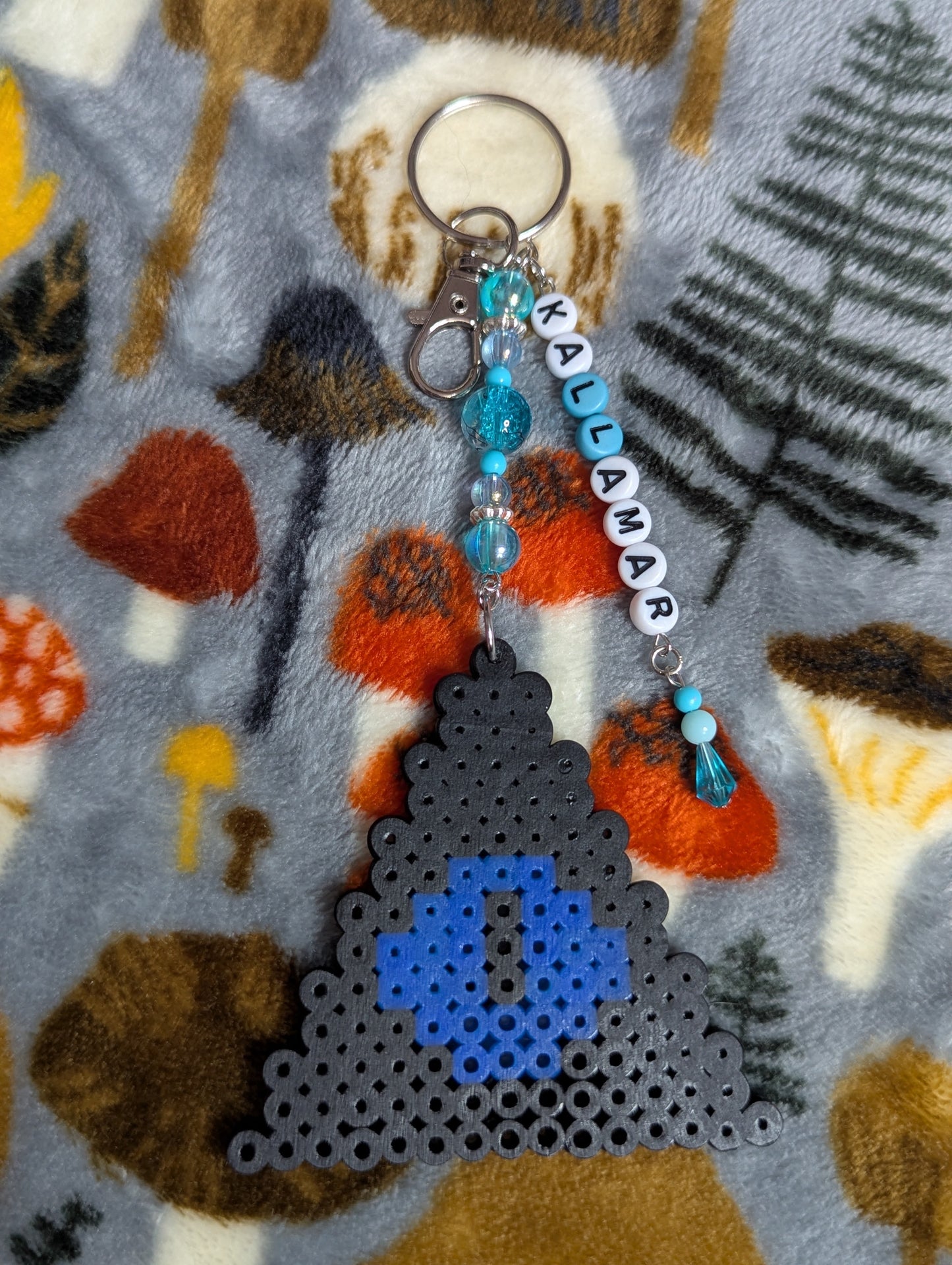 Cult of the Lamb Crown Perler Keychains