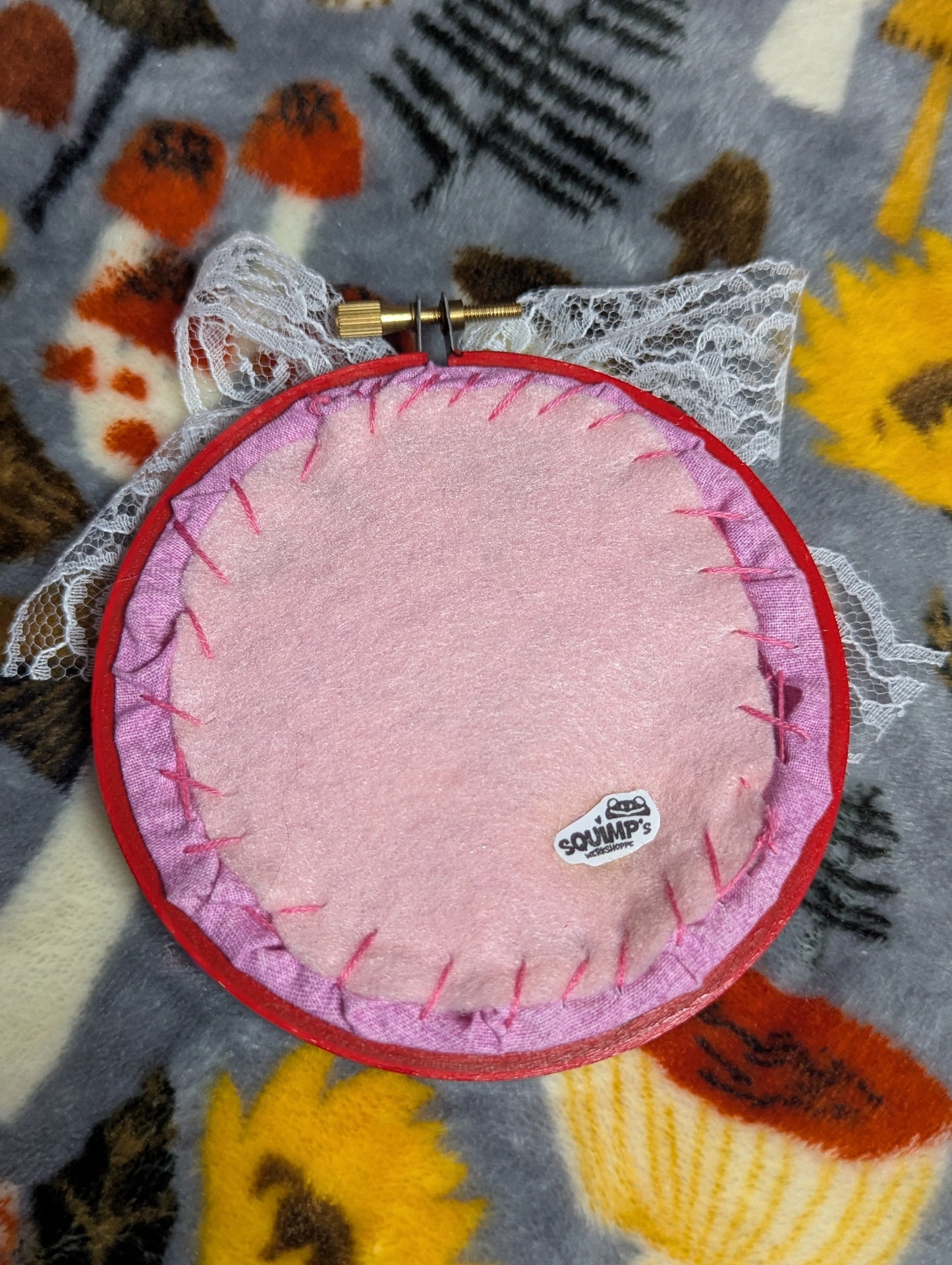 "Ur Cute" Froggie Felt Embroidery Hoop