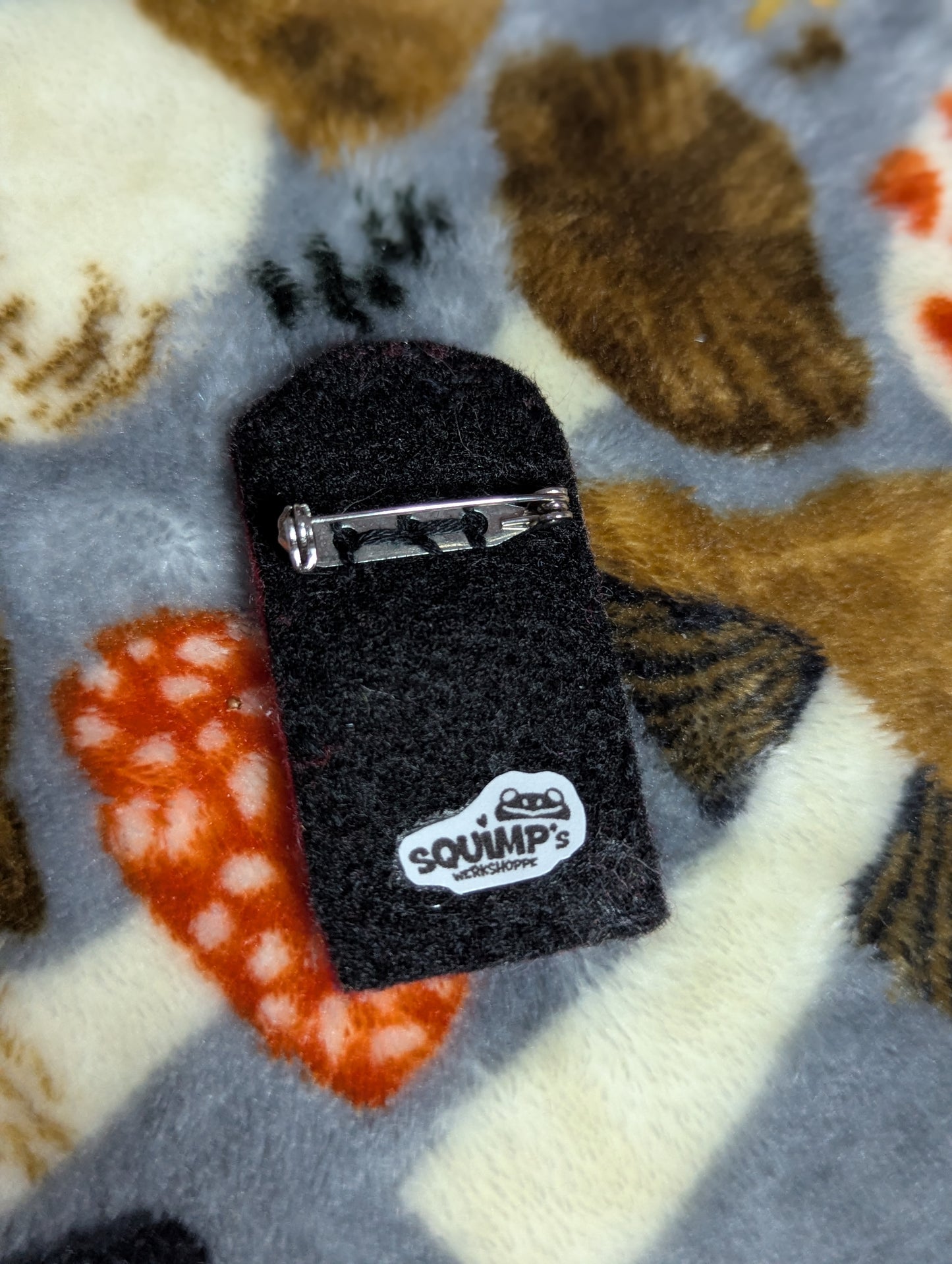 Flat Felt Red Paw Pin