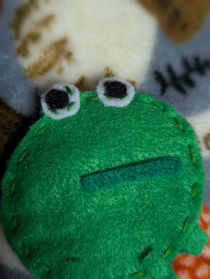 Flat Felt Peppa Frog Pin